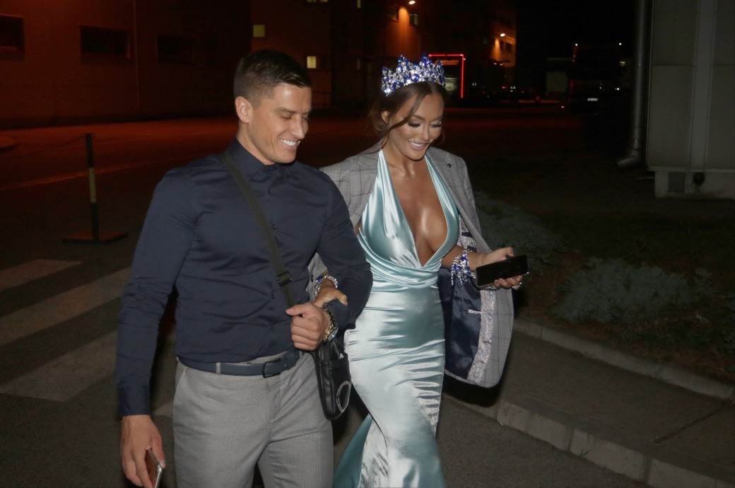 zadruga 4 Ava karabatić ulazi u Zadrugu