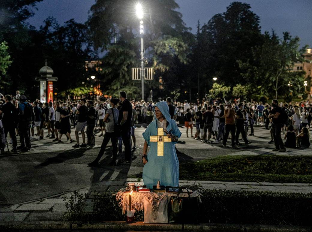 Protesti - korona virus - koliko je zaraženih - Zlatibor Lončar