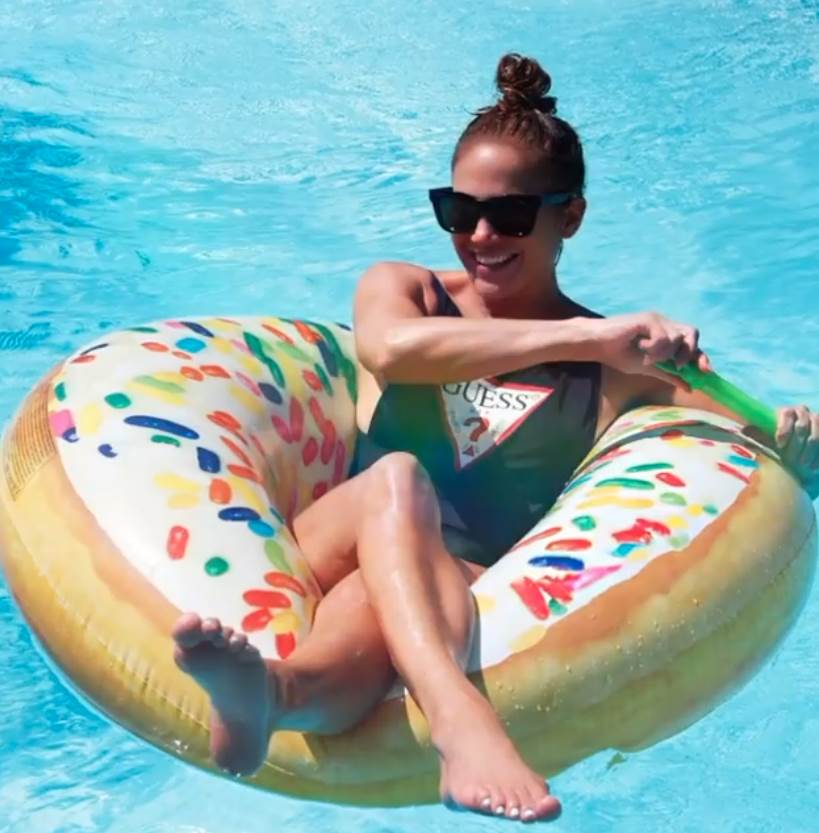 Dženifer Lopez Instagram video JLo u kupaćem kostimu Dženifer Lopez fotografije