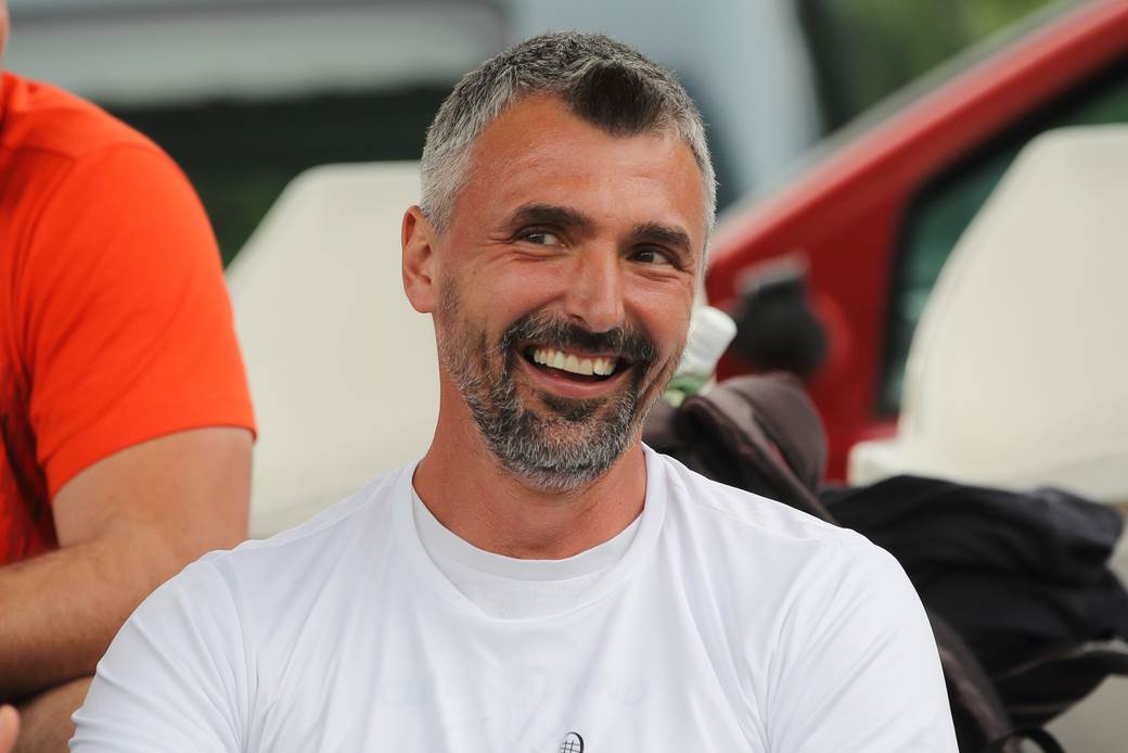 Stefano Vukov suspendovan pred Australijan open