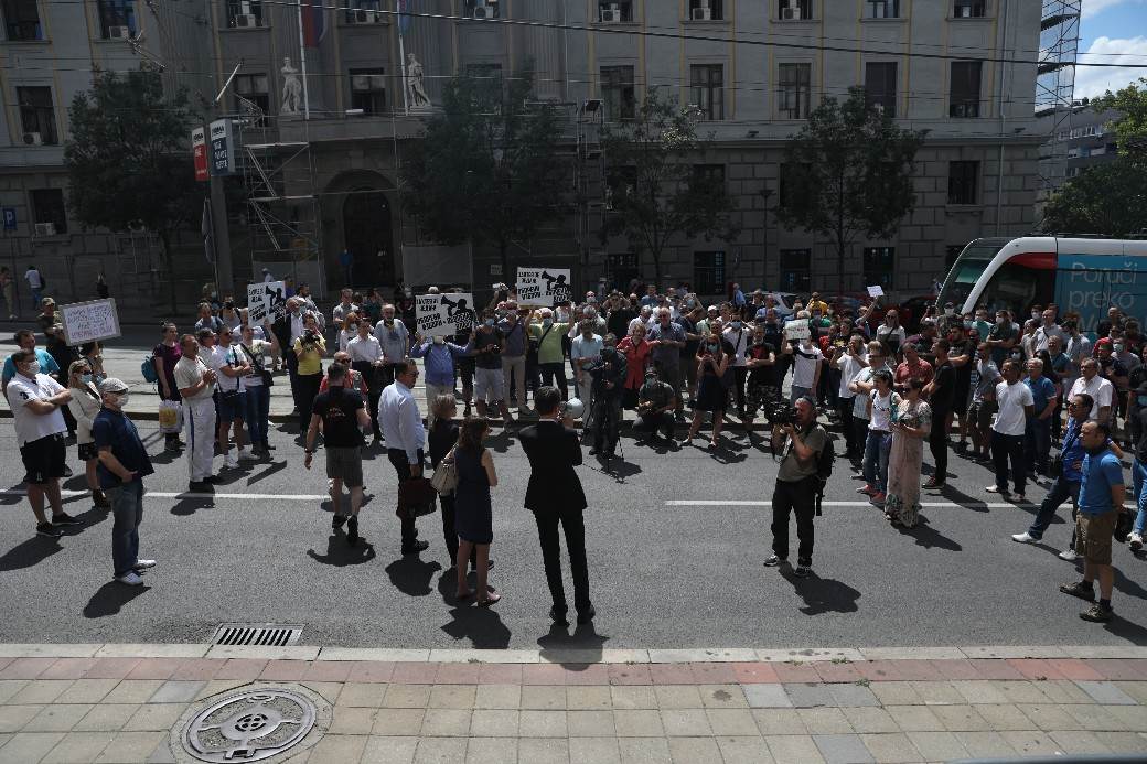 Protest - Upravni sud - Obaranje izbora - Saša Radulović - Dosta je bilo /  FOTO / VIDEO