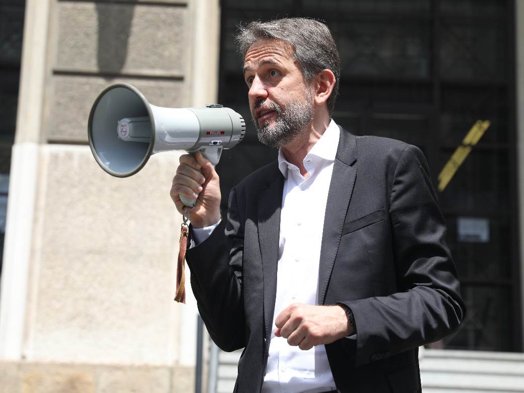 Protest - Upravni sud - Obaranje izbora - Saša Radulović - Dosta je bilo /  FOTO / VIDEO