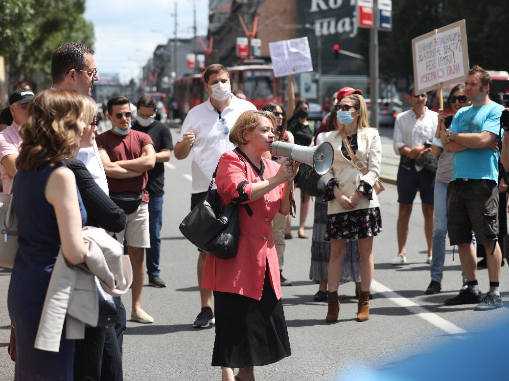Protest - Upravni sud - Obaranje izbora - Saša Radulović - Dosta je bilo /  FOTO / VIDEO