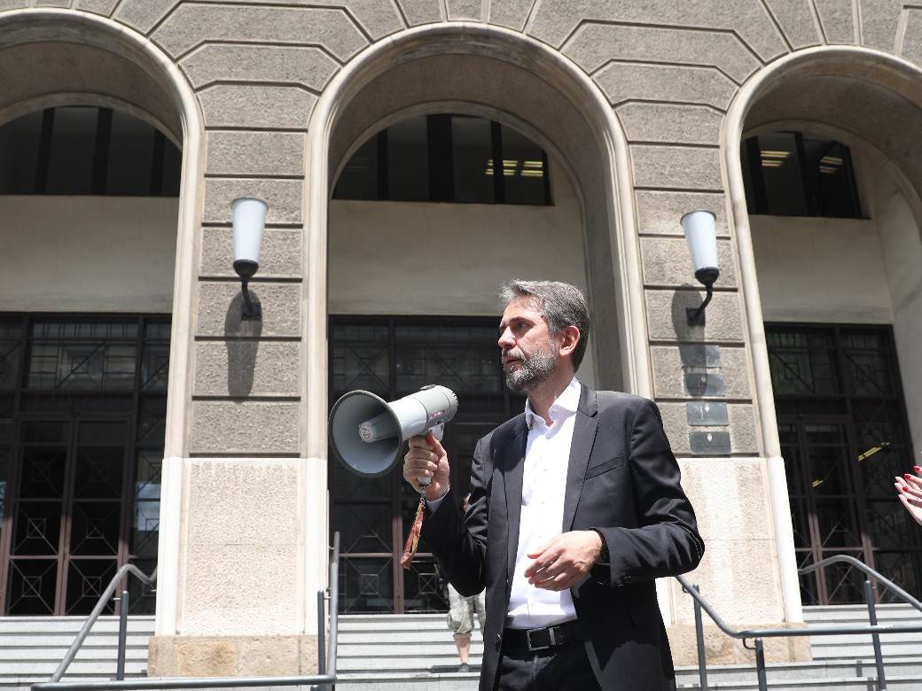 Protest - Upravni sud - Obaranje izbora - Saša Radulović - Dosta je bilo /  FOTO / VIDEO