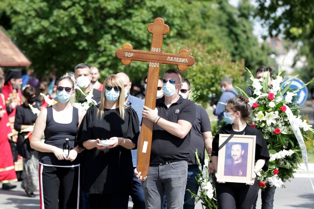 Bor Lalević sahrana korona virus