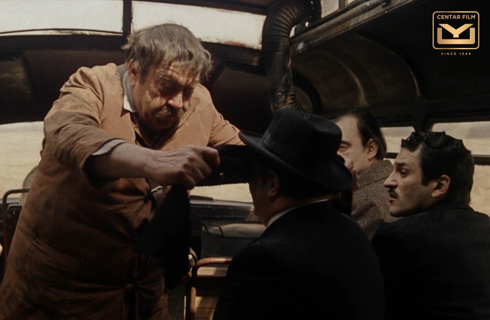 Pavle Vujisić spasio život Bati Stojkoviću "Ko to tamo peva"