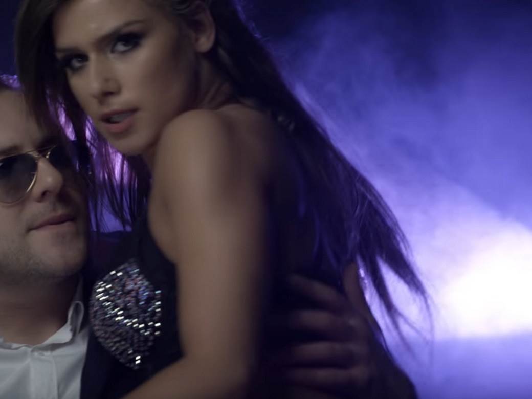 Ivana Nikolić u teretani