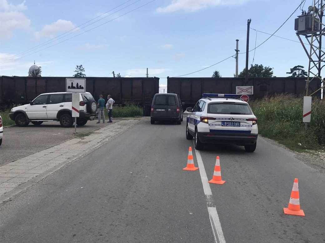 Saobraćajna nesreća Šabac - Pruga - Strradali roditelji - povređena deca 