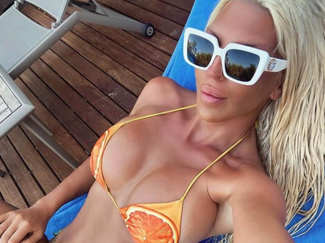pevaci i pevacice kuće jelena karleuša,katarina grujić, marta savić gde zive vile, dvorci, bazeni