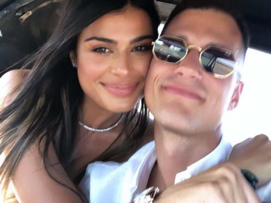 Mina Milutinović pokazala trudnički stomak