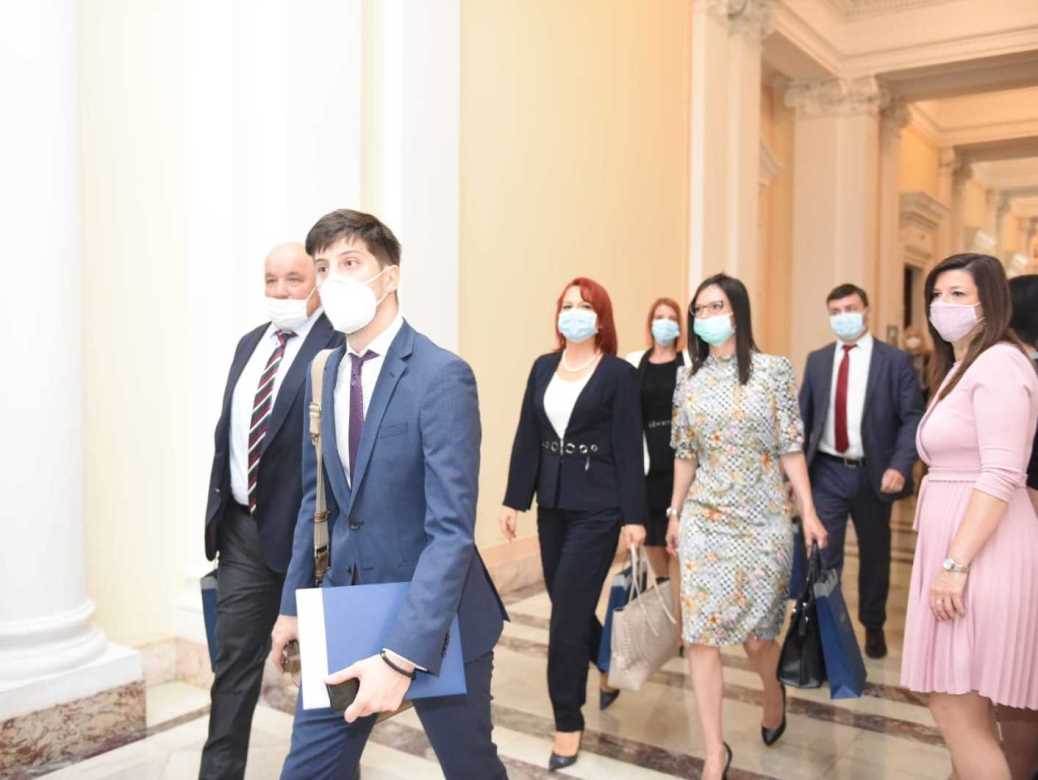 Skupština Srbije ispred dosta policije pripadnici pokreta Dosta je bilo opozicija raspop Antonije