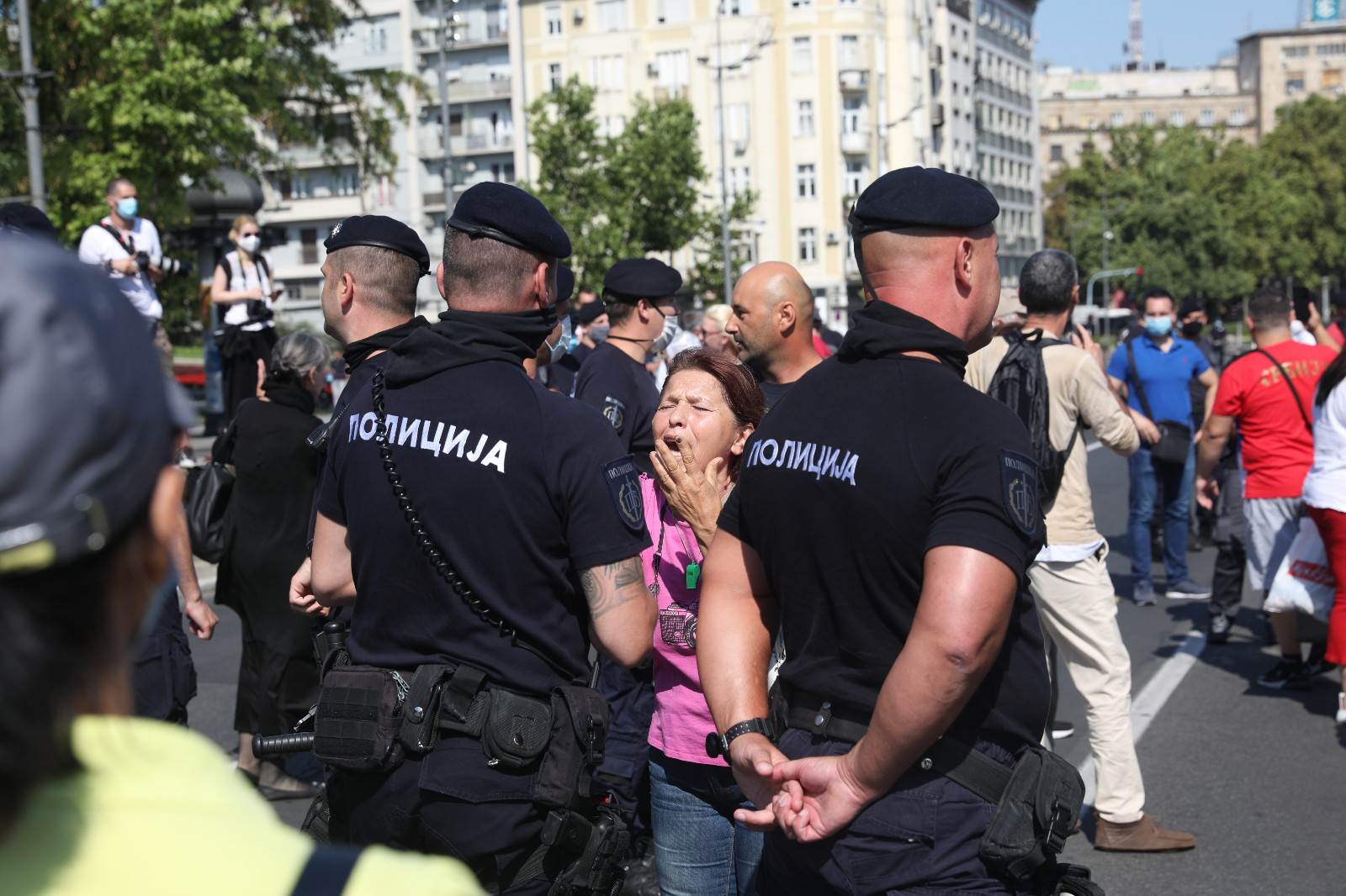 Skupština Srbije novi saziv protesti jaja hapšenje Radulović raspop Antonije FOTOGRAFIJE