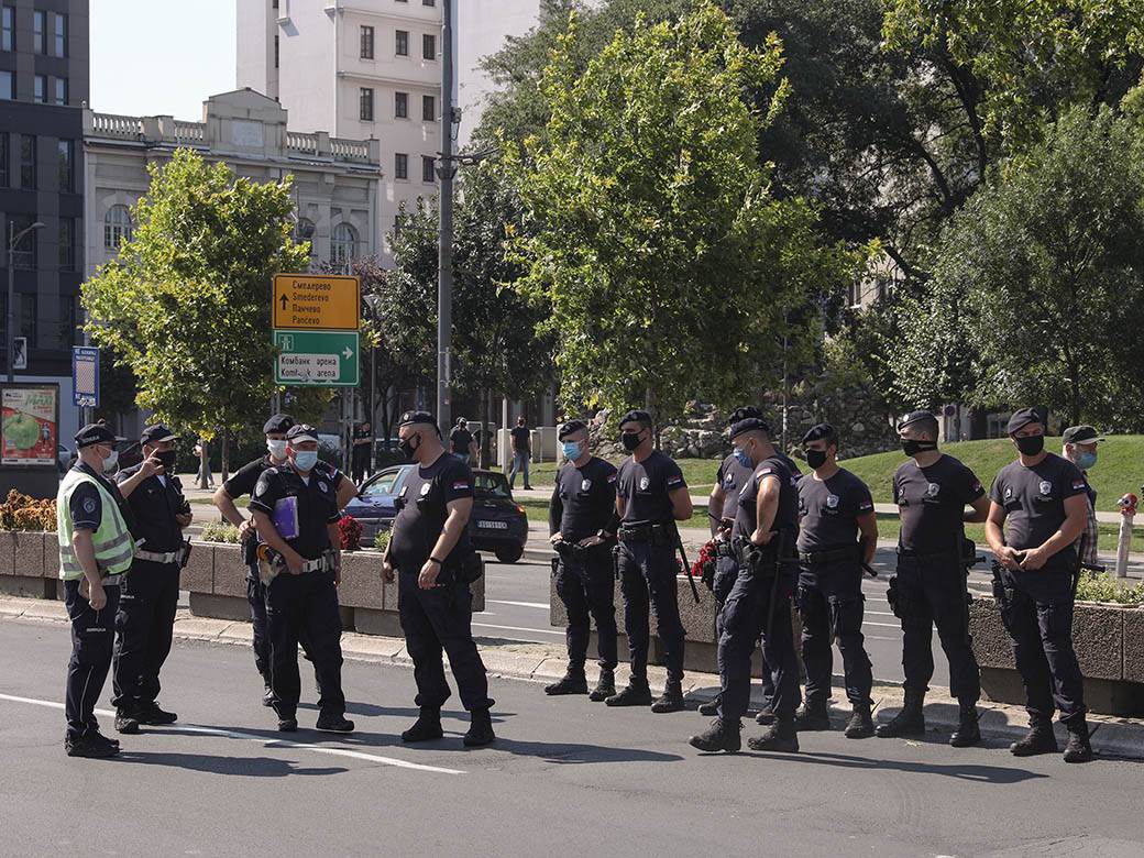 Skupština Srbije novi saziv protesti jaja hapšenje Radulović raspop Antonije FOTOGRAFIJE