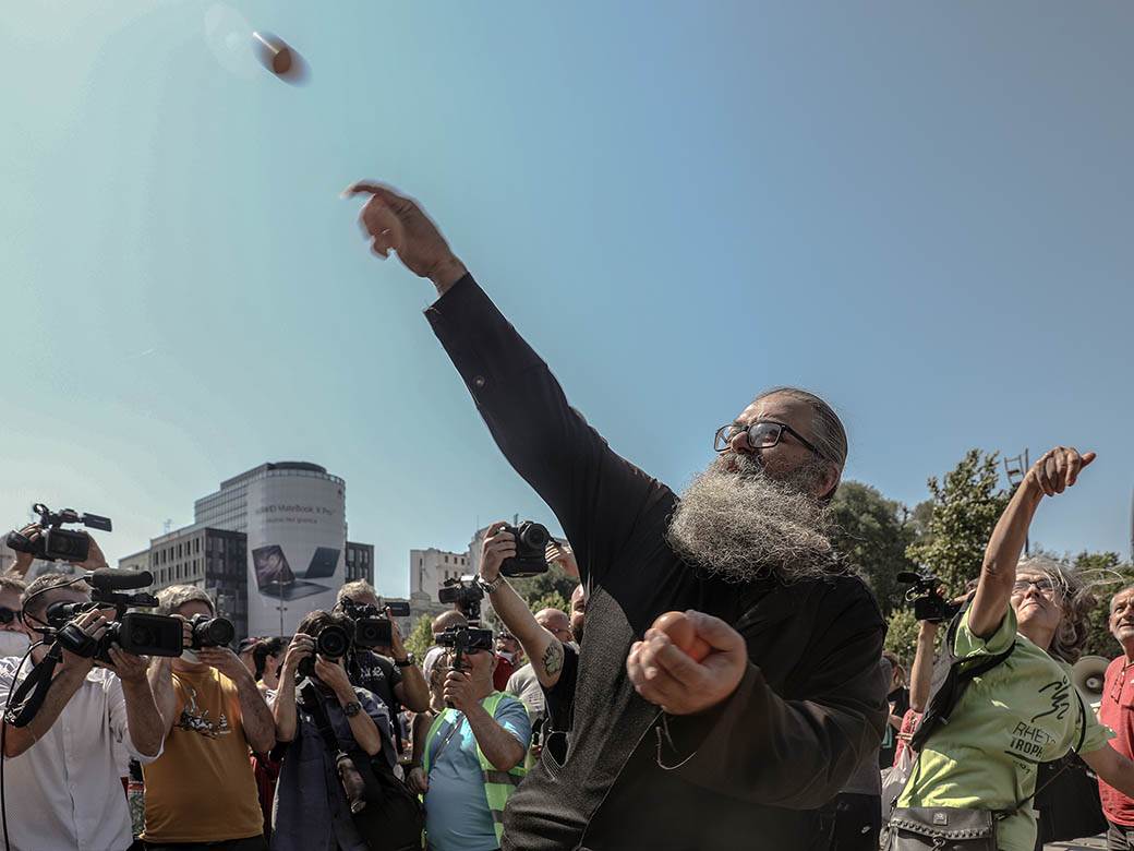 Skupština Srbije novi saziv protesti jaja hapšenje Radulović raspop Antonije FOTOGRAFIJE