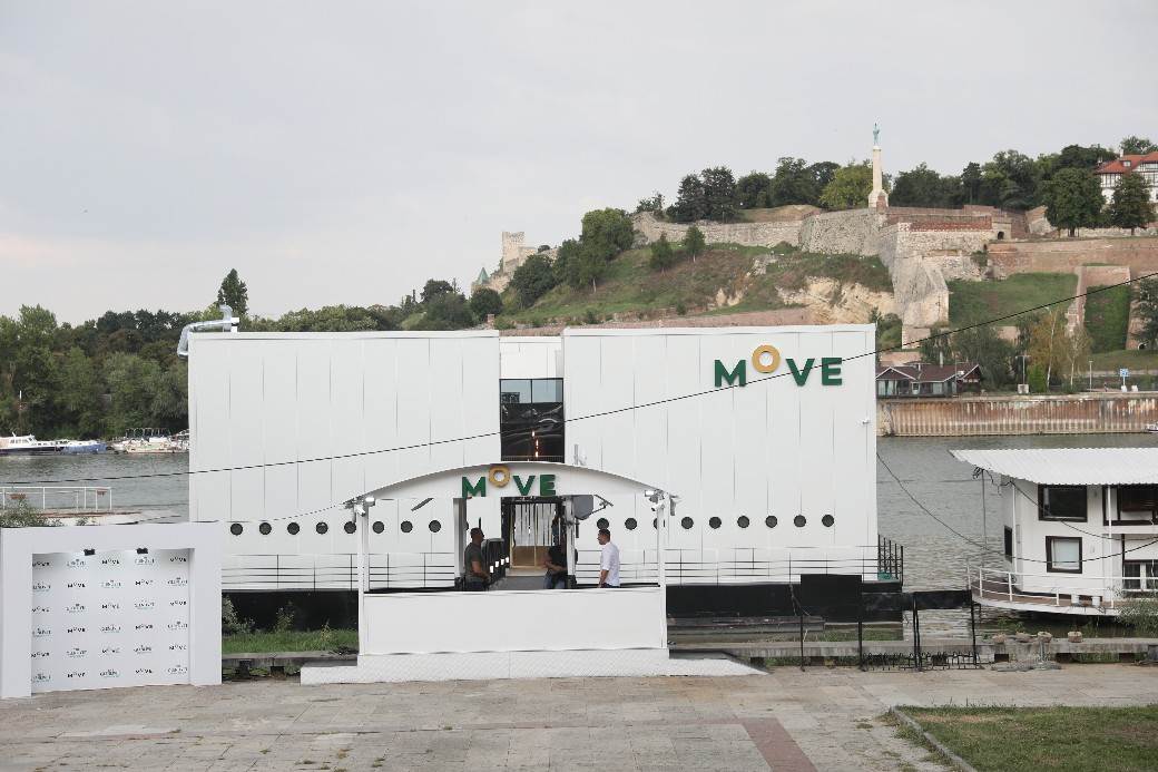 Viktor Živojinović devojka Sandra Mijatović kućni poslovi