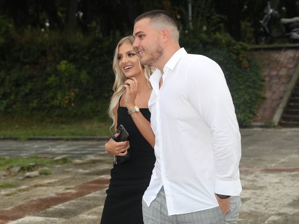 Viktor Živojinović devojka Sandra Mijatović kućni poslovi