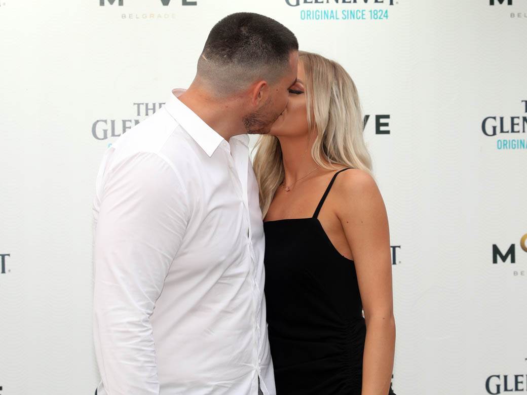 Viktor Živojinović se pomirio sa Sandrom