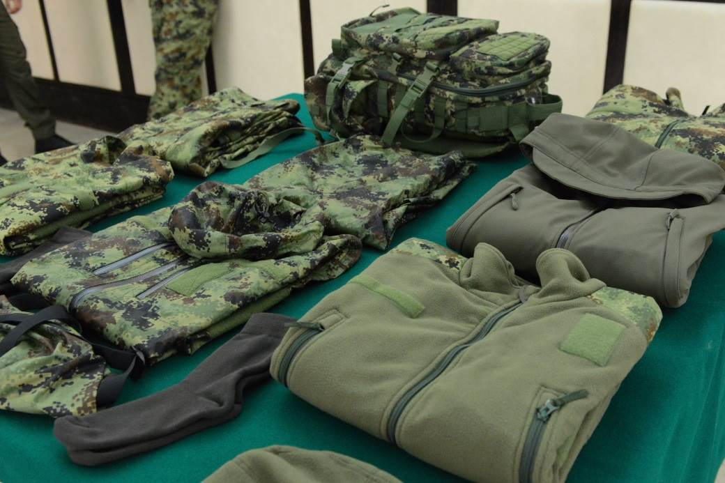 Vojska Srbije modernizacije nove uniforme kako izgledaju