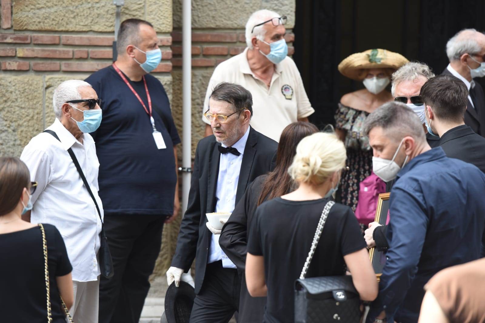 isidora Bjelica sahrana tamara nikezić