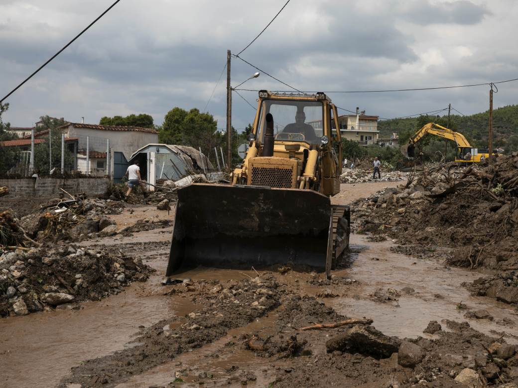 Grčka evija nevreme oluja mrtvi beba velika šteta FOTOGRAFIJE