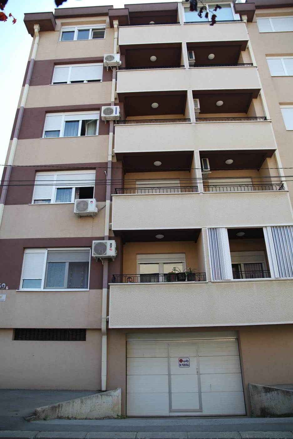 Romana stan drug za struju vratila se u Banjaluku kod roditelja