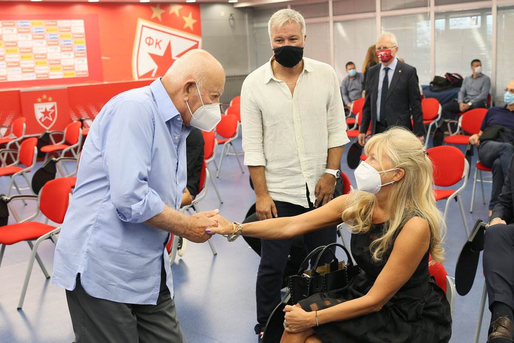 Vladica Popović preminuo komemoracija na stadionu Zvezde