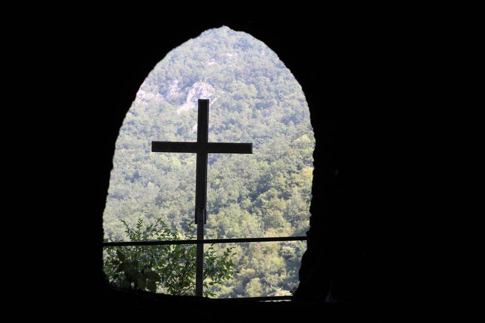 Pećina kađenica drugi ustanak srbi turci pokolj