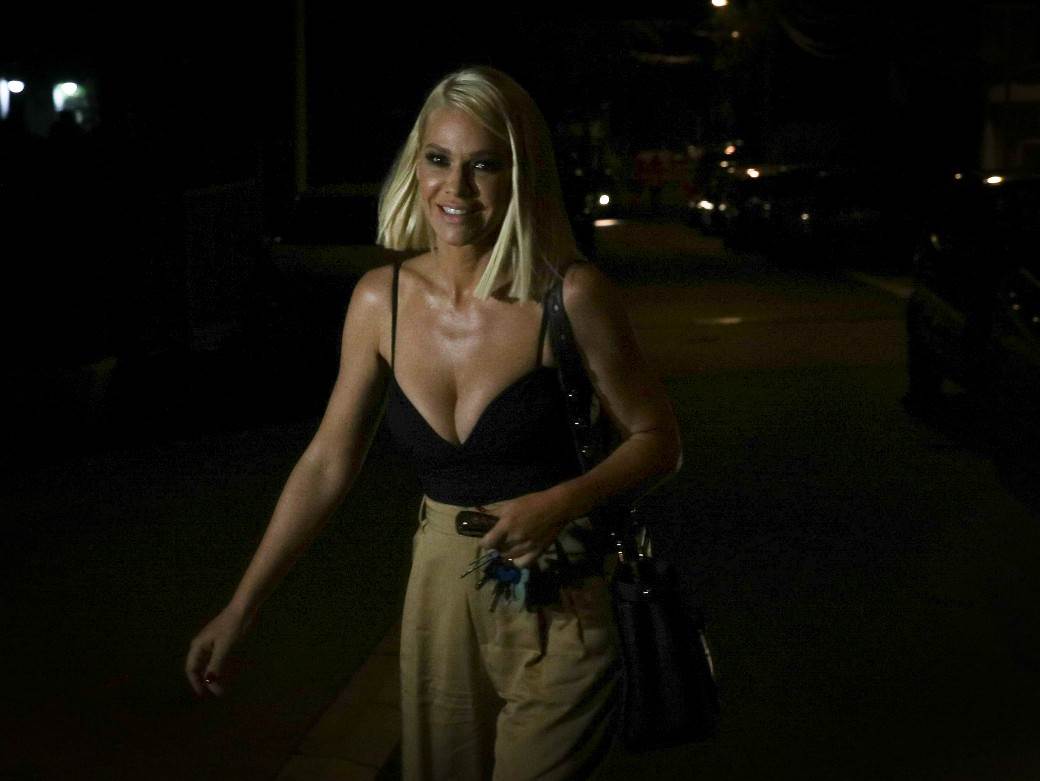 Nataša Bekvalac kuća Čenej Novi Sad izdavanje