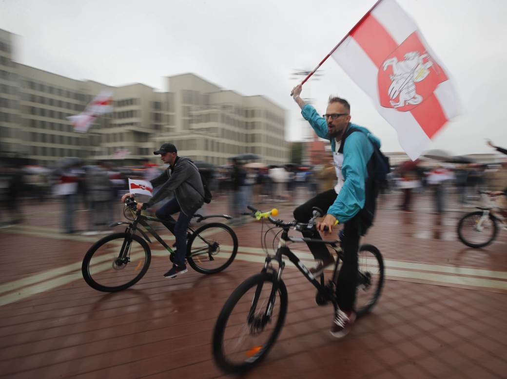 belorusija protesti kontramiting lukašenko foto video