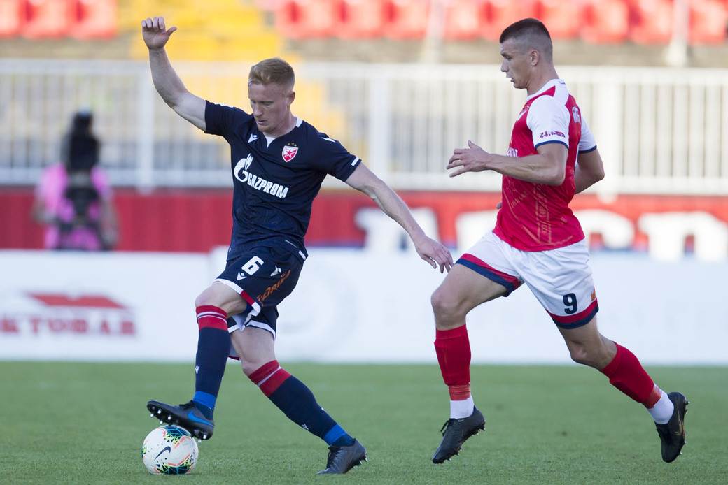 Crvena zvezda novi dres orao teget Proleter Novi Sad FOTO