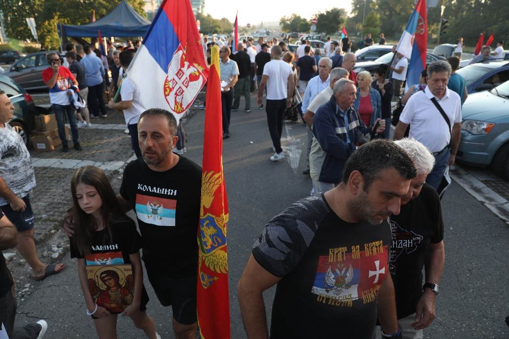 Crna Gora auto-litija Podgorica blokada puteva