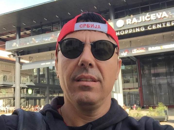 Ivan Gvozdenović intervju MONDO Nebojša Petrović Albanci vole Zvezdu imaju i tetovažu Delija