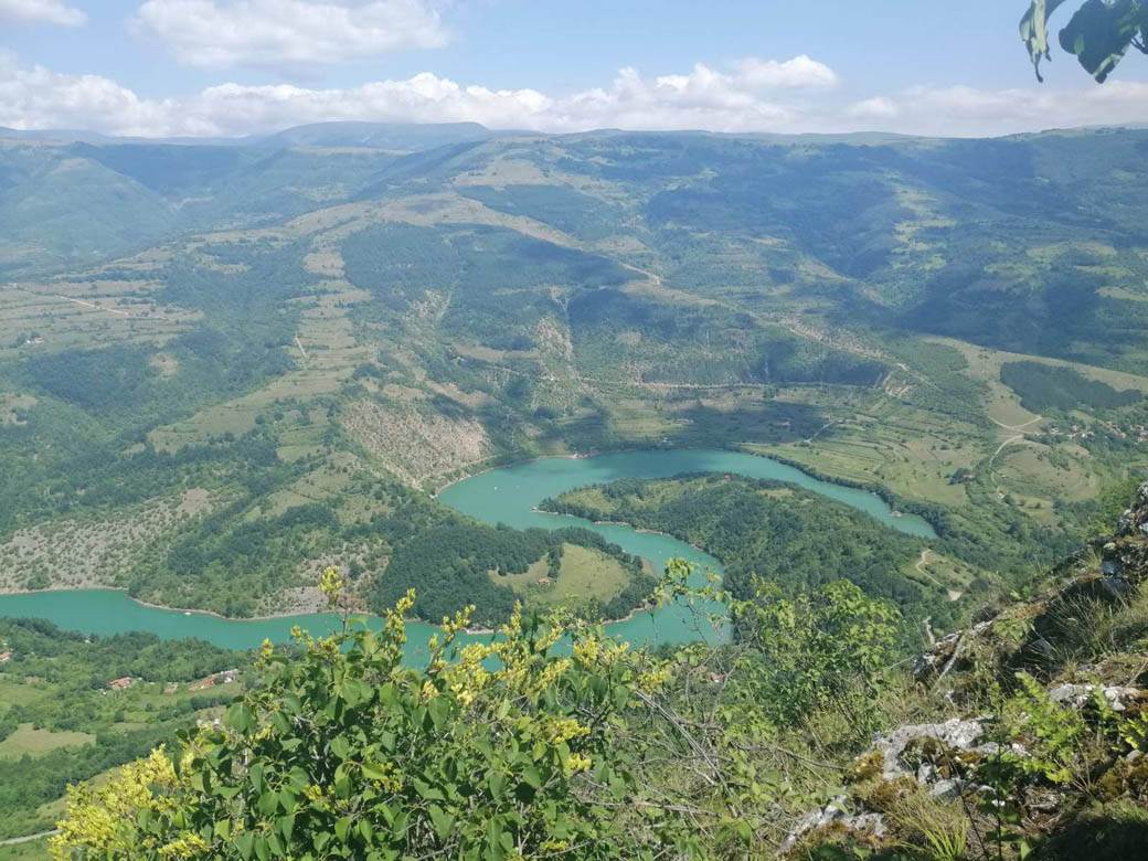 Stara planina turizam Srbija kanjon vodopad pećine vidikovci fotografije