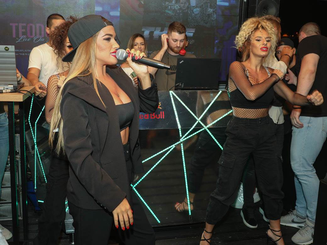 koliko zaradjuju domaci pevaci nastupi