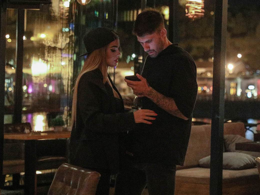 Teodora Džehverović komšije