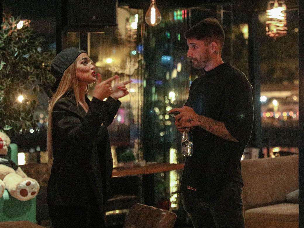 Teodora Džehverović komšije