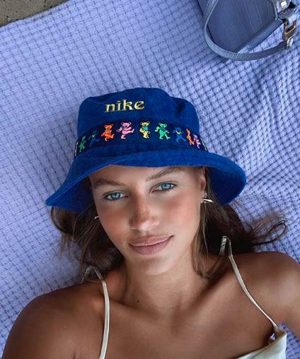 Bred Pit devojka Nikol Poturalski manekenka Nemica foto