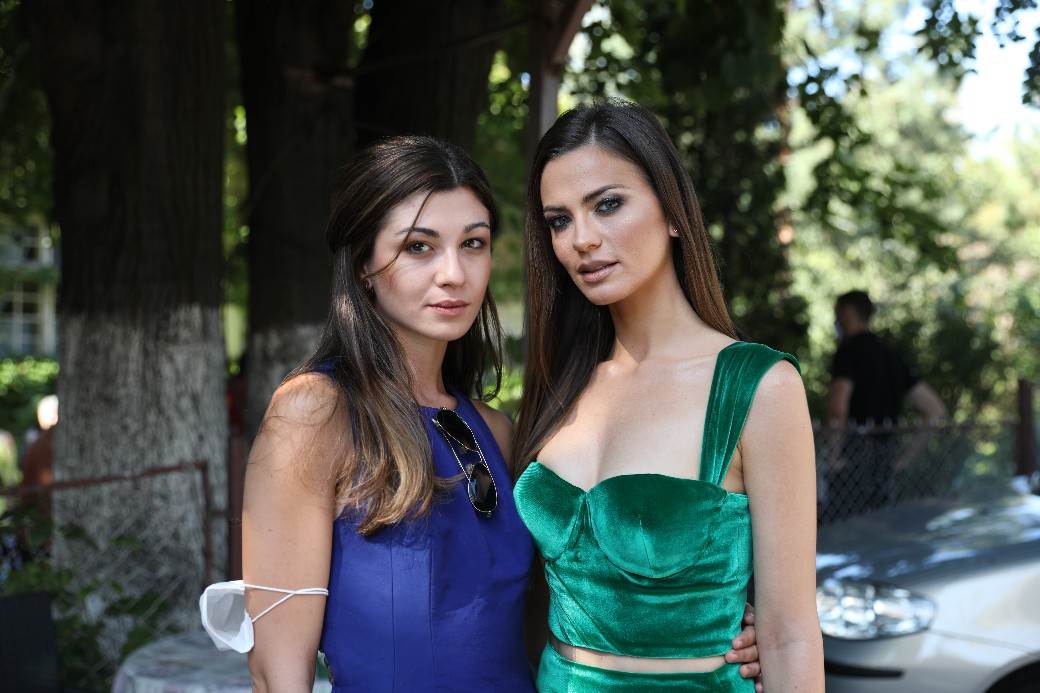 Serija Pevačica glumci Milica Pavlović Miloš Timotijević Nikola Rakočević uloge foto video