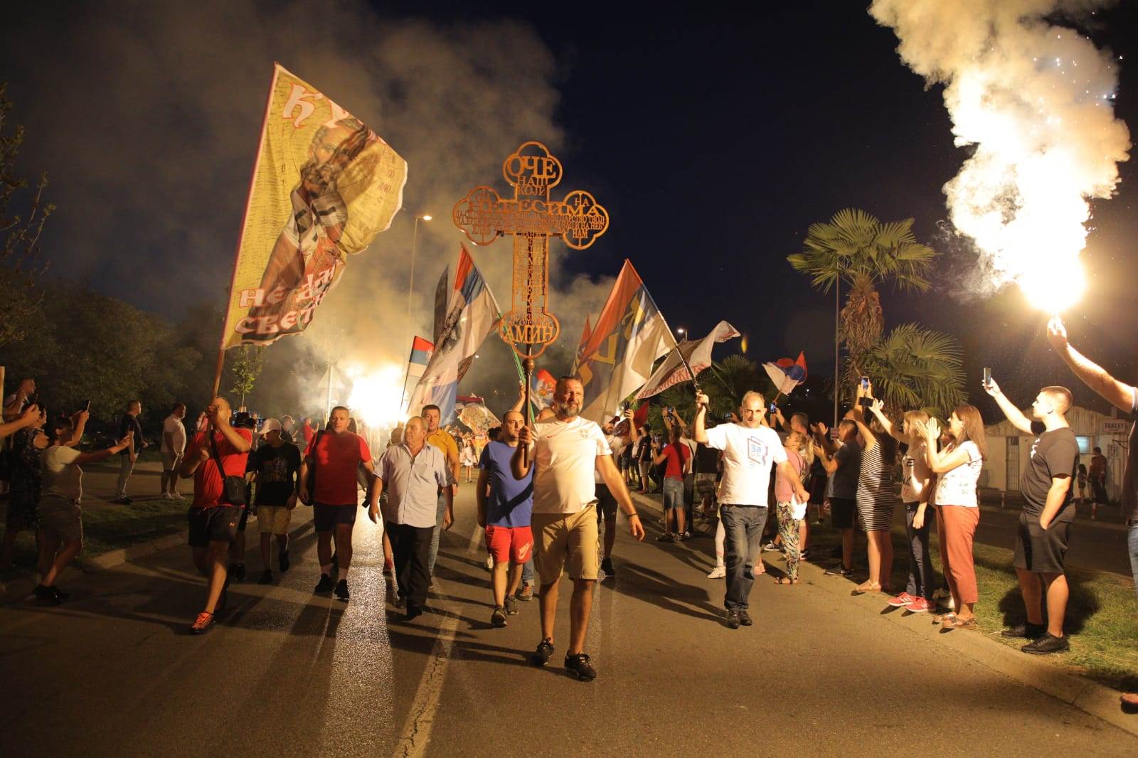 vladika amfilohije biografija svetovno ime