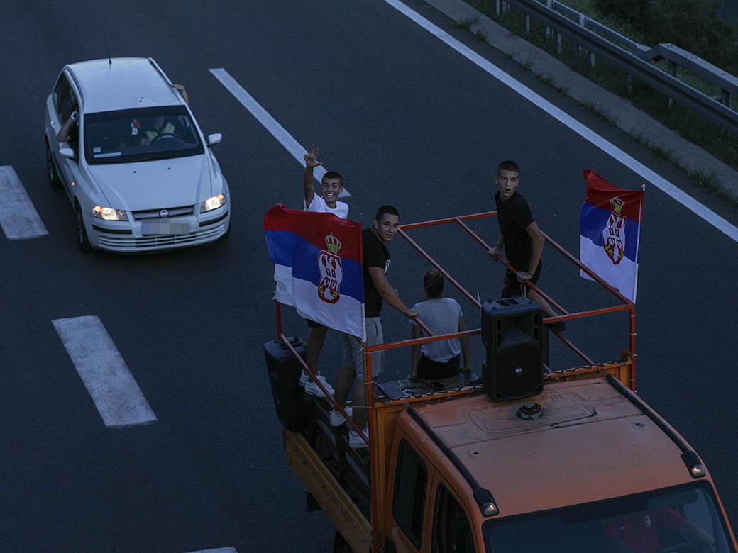 Auto-litija Beograd Crna Gora podrška ne damo svetinje izbori 2020 FOTOGRAFIJE