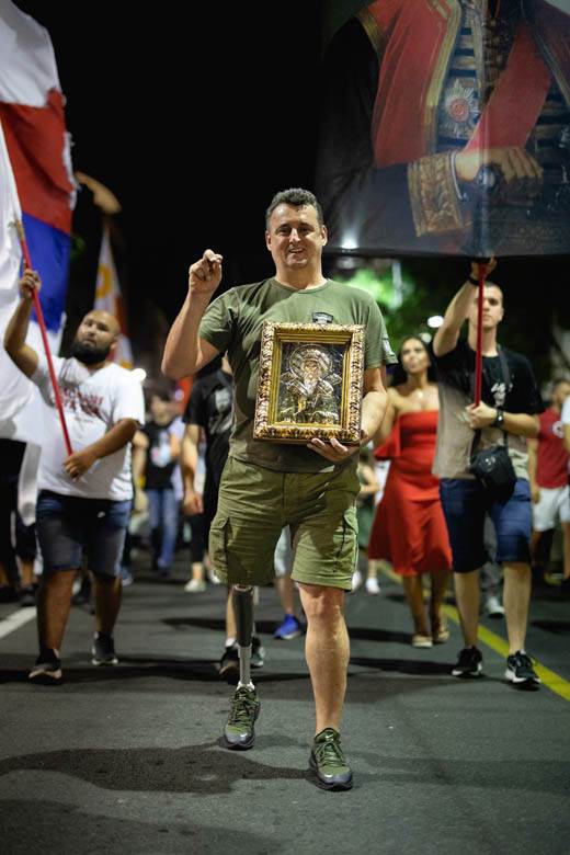 beogad protest podrška crna gora šetnja srpske svetinje spc