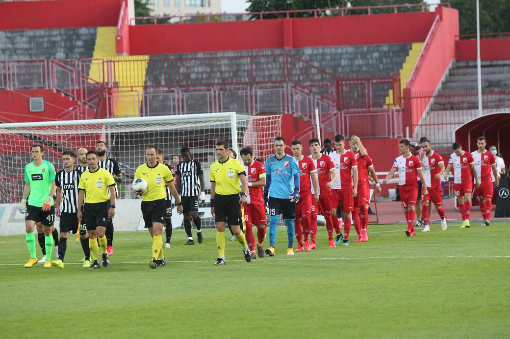 Vojvodina - Partizan 3-2 Lalatović slavi Milošević isključen incidenti fotografije sa utakmice