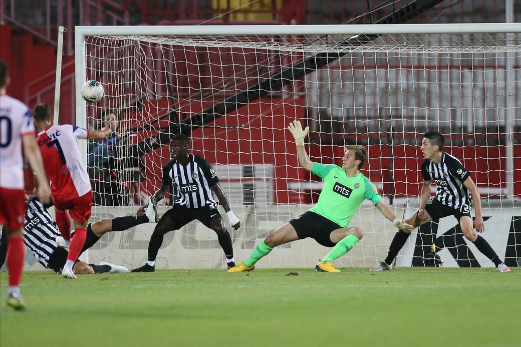 Vojvodina - Partizan 3-2 Lalatović slavi Milošević isključen incidenti fotografije sa utakmice