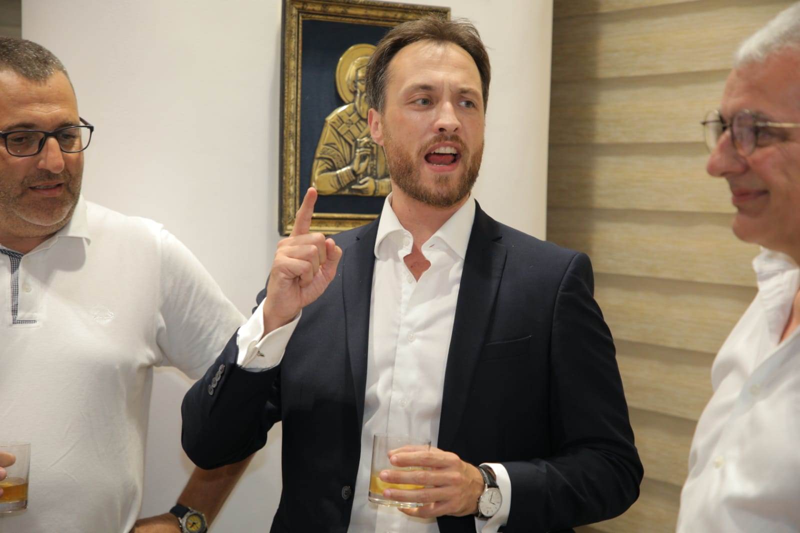 Crna Gora izbori 2020 UŽIVO najnovije vesti opozijija slavi štab fotografije