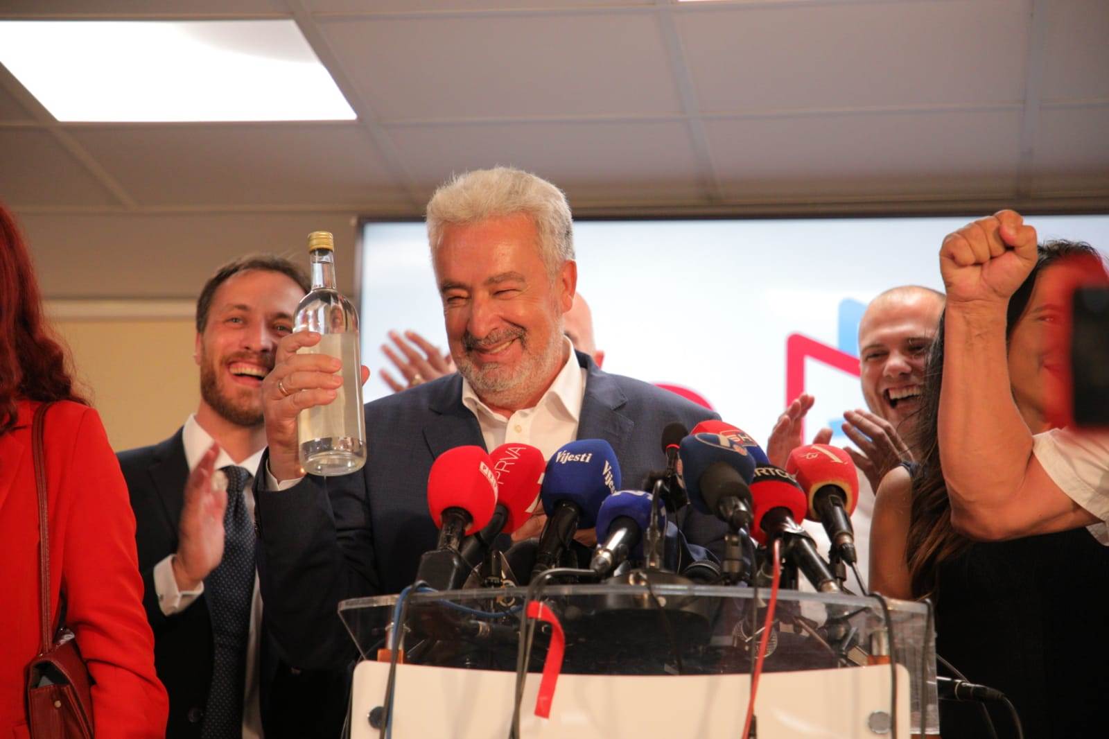 Zdravko Krivokapić Crna Gora DF smena Mila Đukanovića