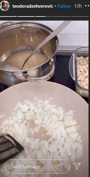 Teodora Džehverović i Nino Čelebić spremaju pasulj 