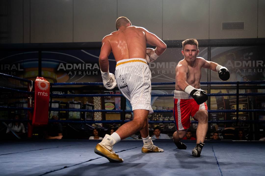 veljko ražnatović boks meč nokaut denis kozakov fotografije