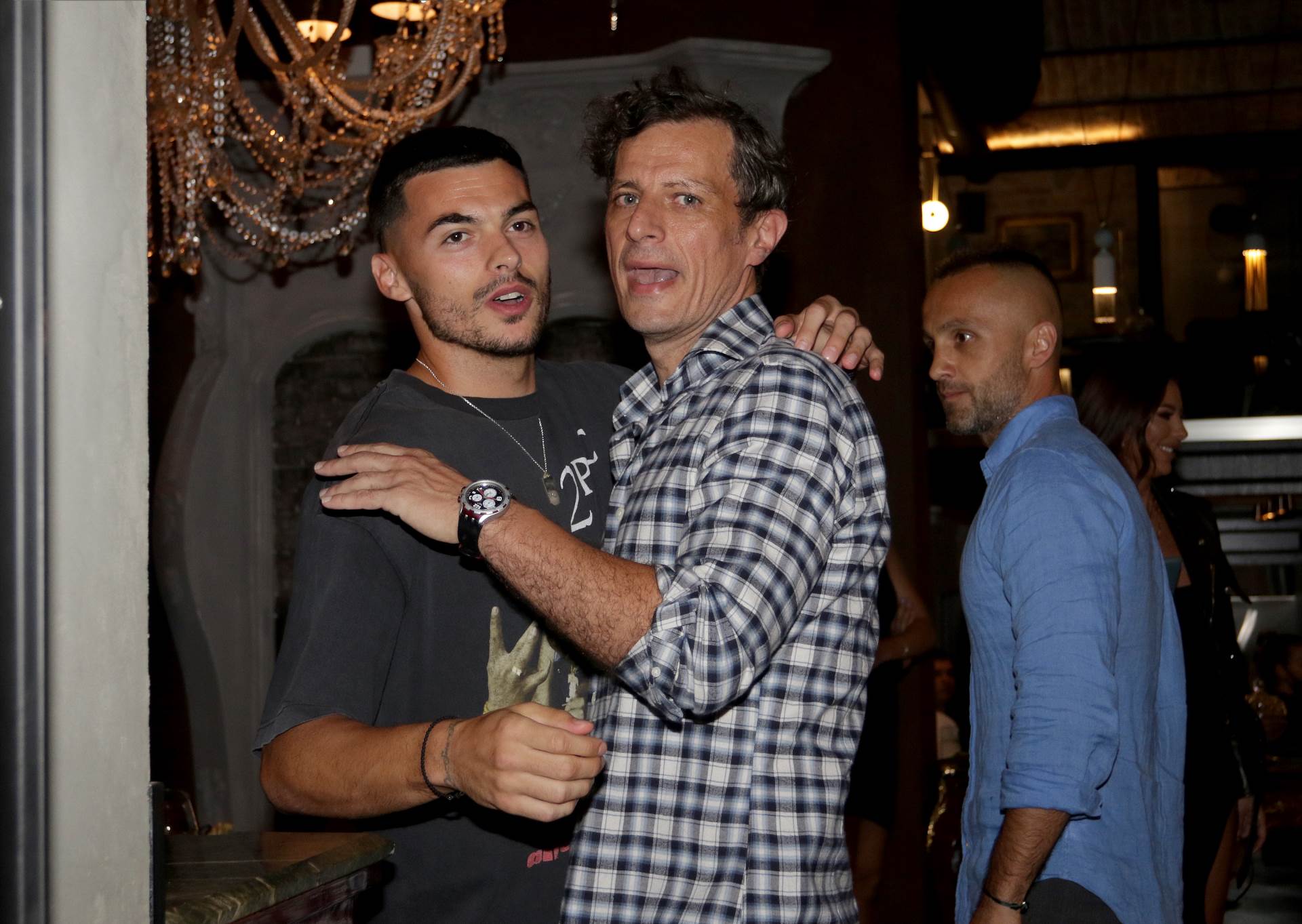 Nemanja Radonjić kafić Stojković, Lola Smiljanić, Predrag Rajković i Luna i Marko na otvaranju FOTO