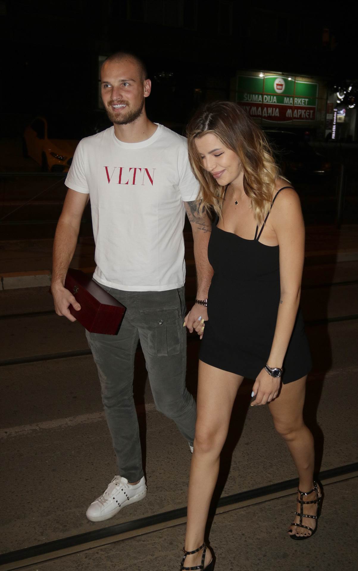 Nemanja Radonjić kafić Stojković, Lola Smiljanić, Predrag Rajković i Luna i Marko na otvaranju FOTO