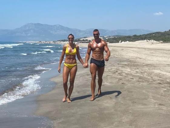 Ivana Španović u venčanici fotografije sa svadbe sa Markom Vuletom